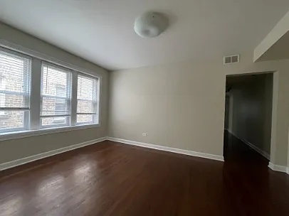 4950 N Christiana Ave #1 — Photo 6
