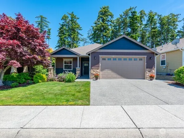 1844 SW Aberdeen Court, Oak Harbor, WA 98277