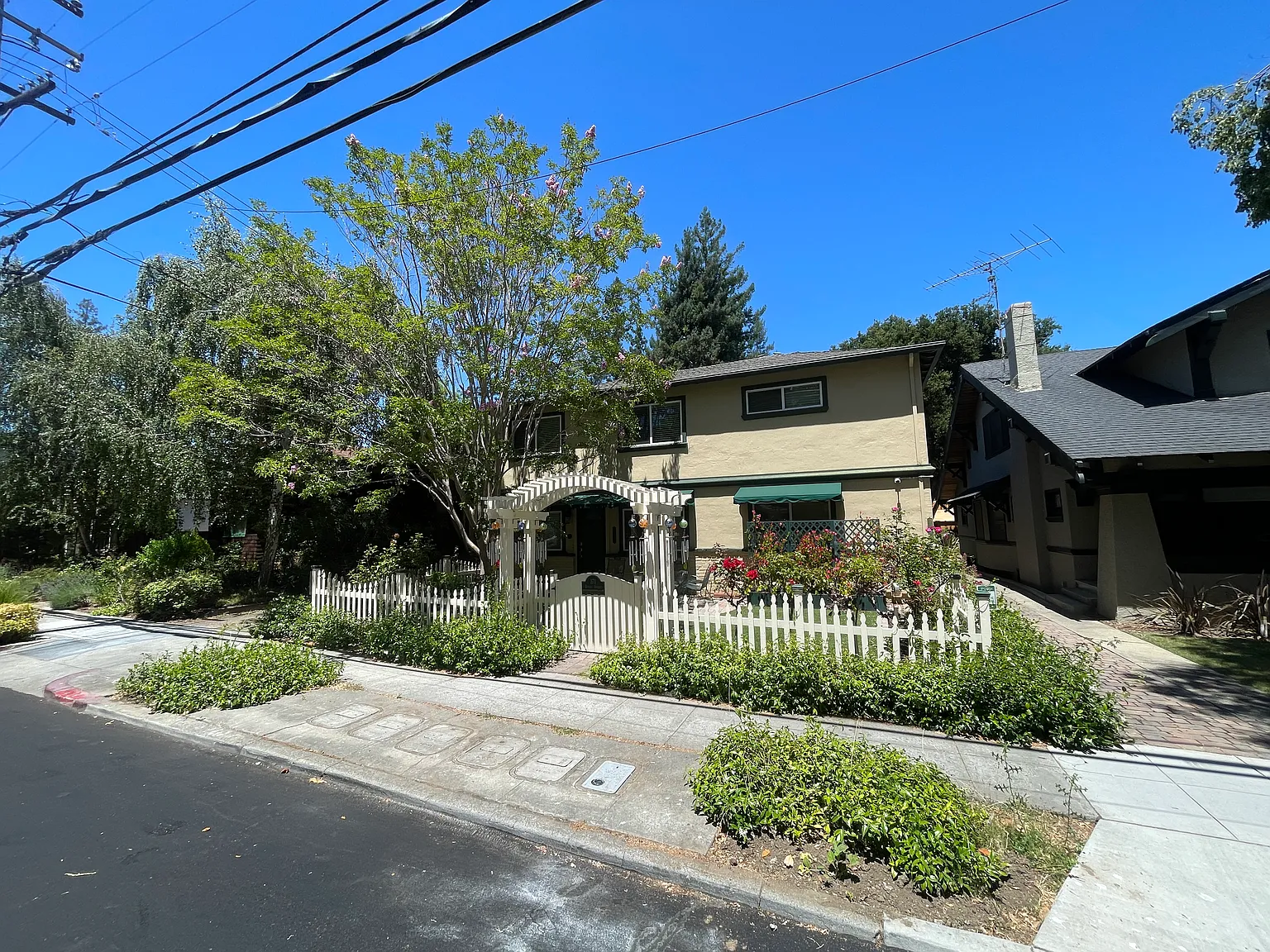 1 bed, 725 sqft, $3,650 — Photo 1