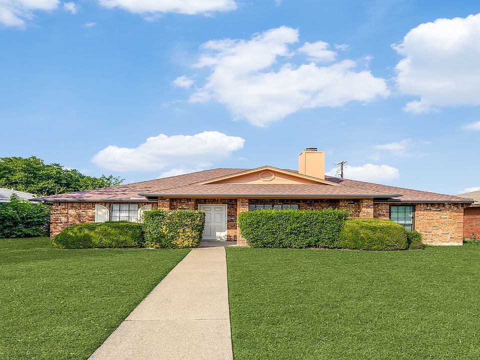 853-w-wintergreen-rd-lancaster-tx-75134-High-Res-1_06142023