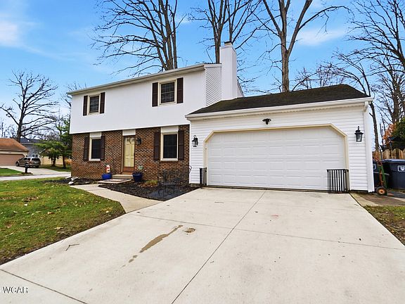 2nd image of 3055 Clinton Way