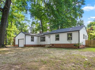 1805 Starlight Dr, Greensboro, NC 27407