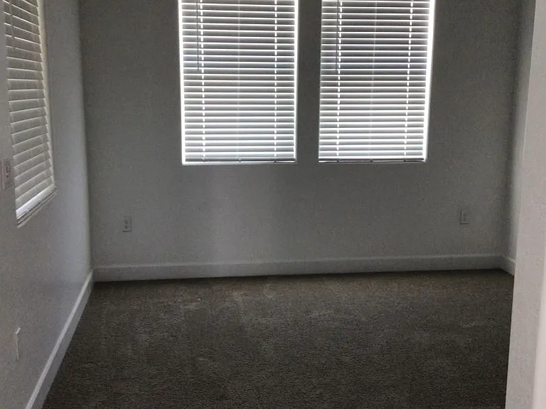 2901 Sand Hills Ave — Photo 24