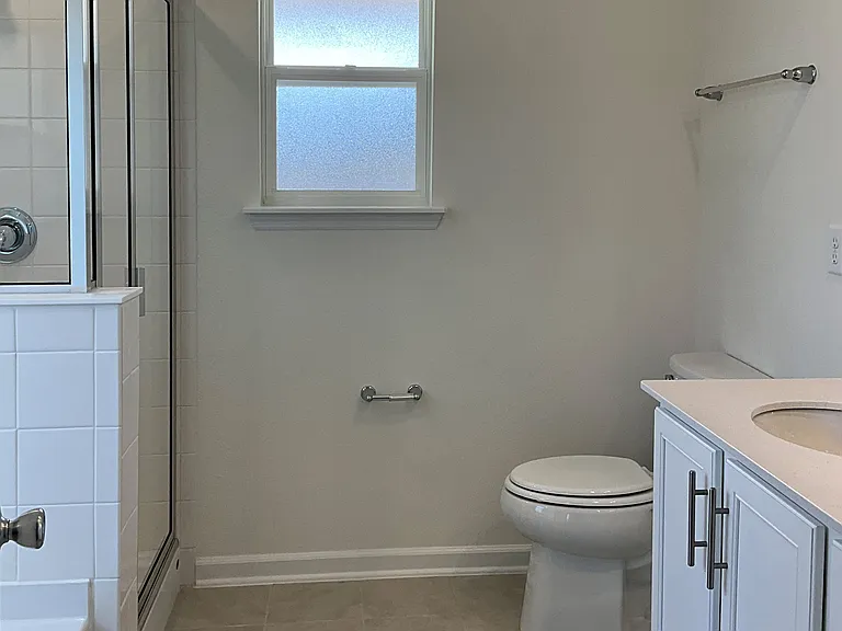 128 Peace River Rd — Photo 9