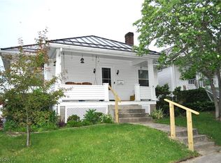 1517 Stanton Ave, Zanesville, OH 43701