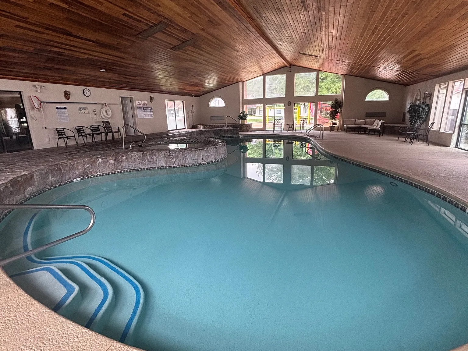 1 bed, 725 sqft, $1,250 — Photo 2