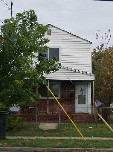 1st image of 2700 Roanoke Ave #A