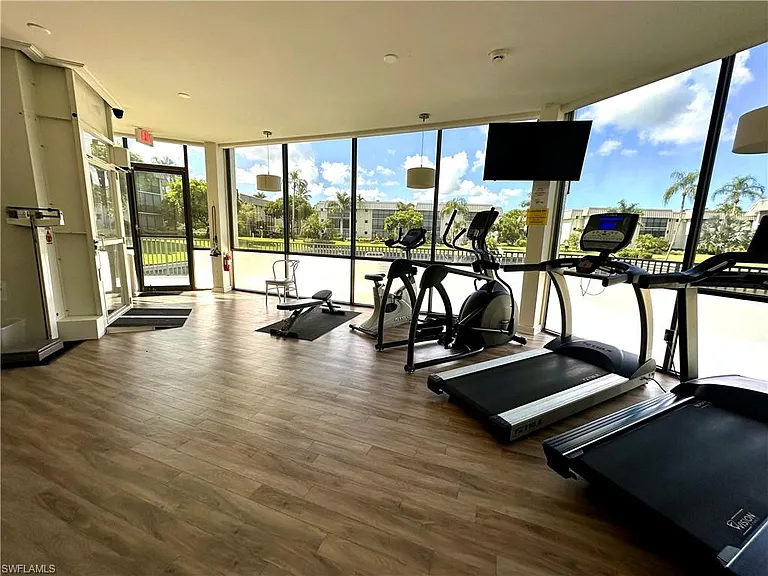 788 Park Shore Dr #D20 — Photo 26