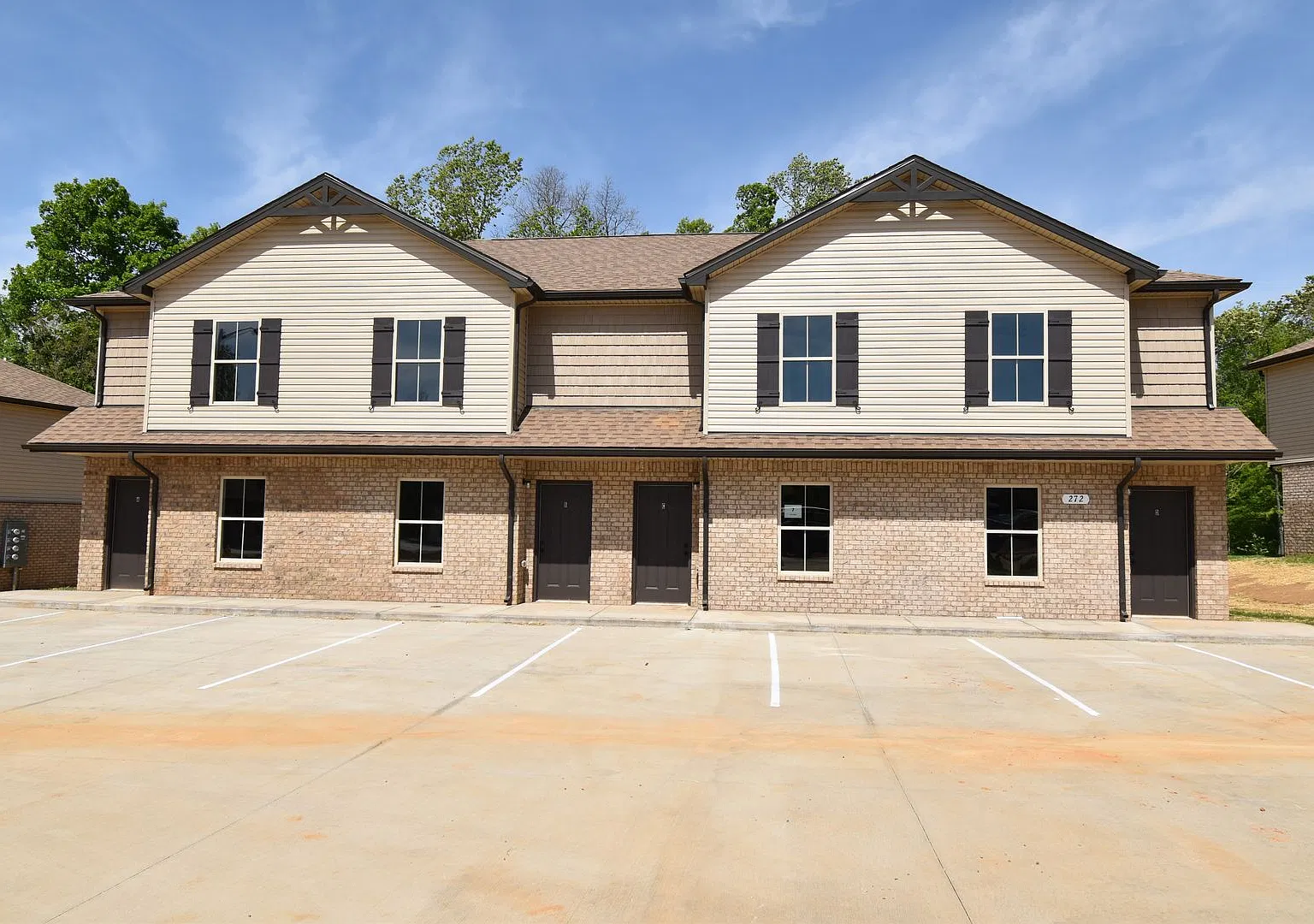 Smithson Ln - 227 — Photo 1