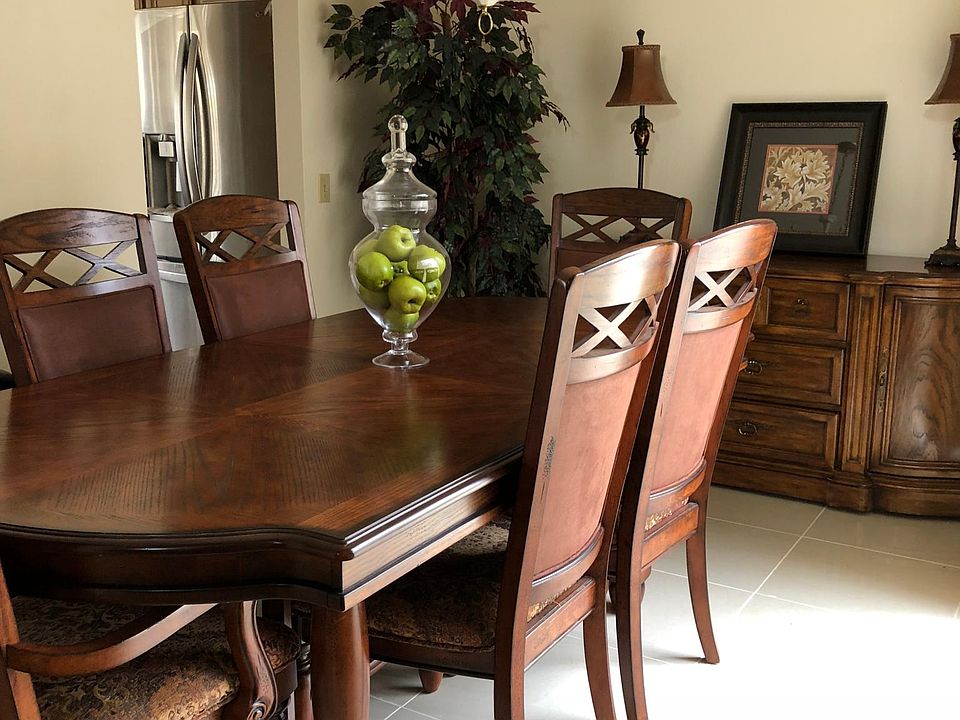 1st image of 10658 Stanwell Cir