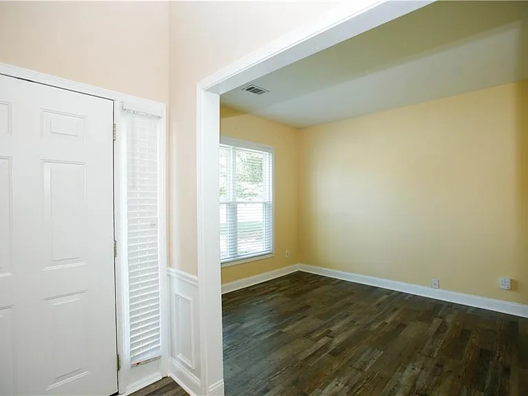1005 Landover Xing — Photo 22