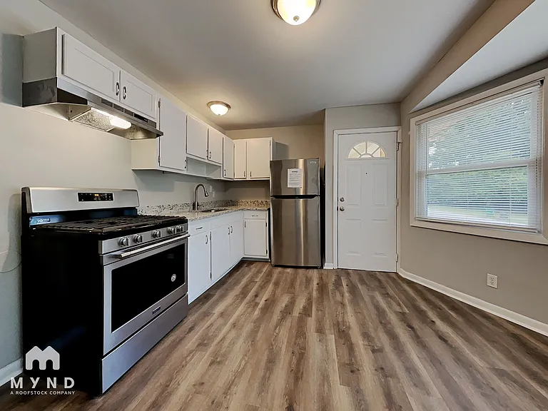 5442 Southampton Rd — Photo 4