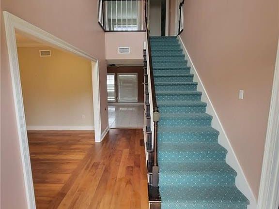 3rd image of 3621 Lake Aspen Dr W