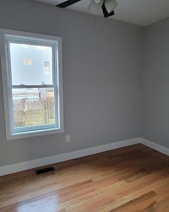 2nd image of 297-301 Flint St