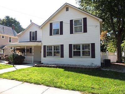 1st image of 109 W Telegraph St