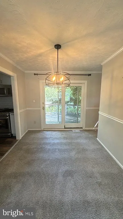 3 bed, 1606 sqft, $3,000 — Photo 4
