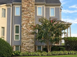 16 Coachmont Ct, Baltimore, MD 21209