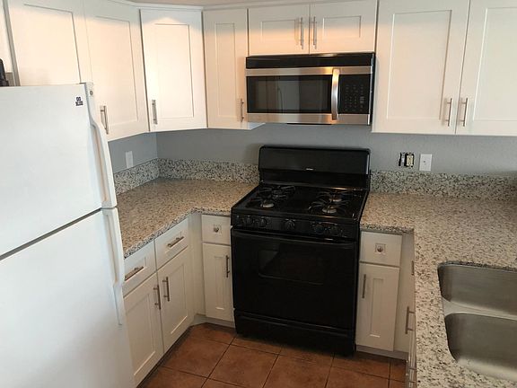 4th image of 4455 Quince St #E
