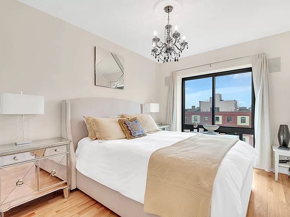 5th image of 775 Lafayette Ave APT 6F