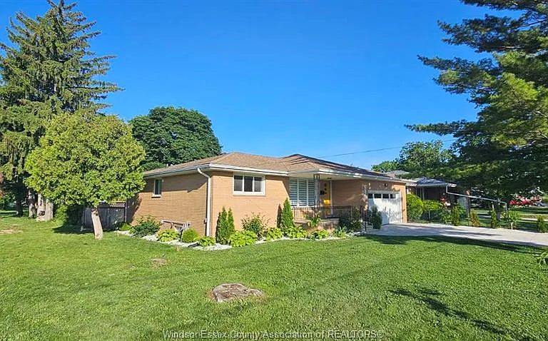 2571 Jos Street Louis Ave — Photo 18