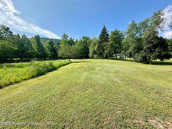 5th image of 241 Hillside Ln