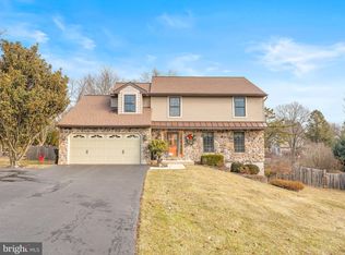 1336 Westminster Dr, Downingtown, PA 19335