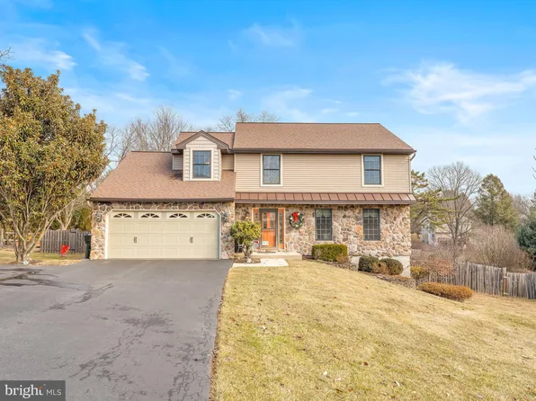 1336 Westminster Dr, Downingtown, PA 19335