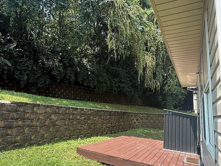 719 Colony Village Way — Photo 35