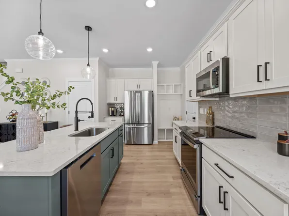 923 Selby Ave, Durham, NC 27713