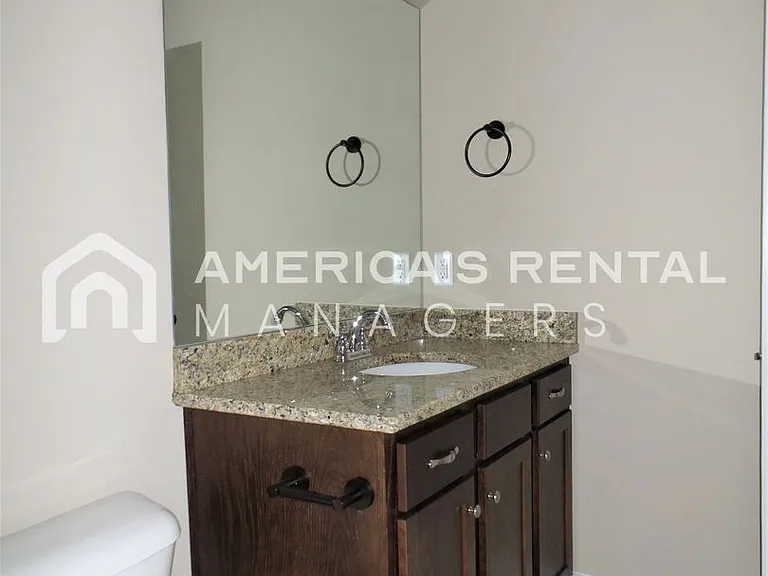 6451 Cheshire Cove Dr — Photo 14