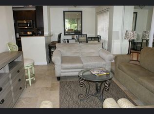10415 Carrollbrook Cir APT 106, Tampa, FL 33618