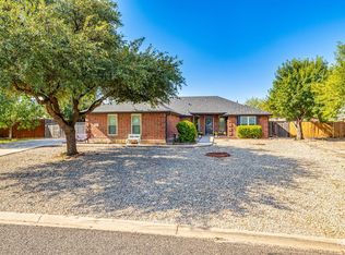 5833 Manchester Ln, San Angelo, TX 76901