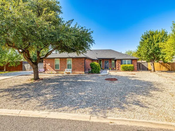 5833 Manchester Ln, San Angelo, TX 76901