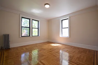 Rented by Silverstein Collection LLC 