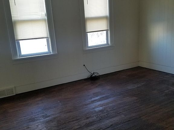 Living room Original hard wood floor