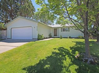 2429 NE Wintergreen Dr, Bend, OR 97701