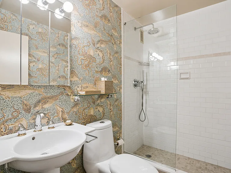 275 W 96th St #11I — Photo 14