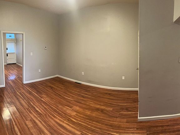 3rd image of 4264 Norfolk Ave APT 1W