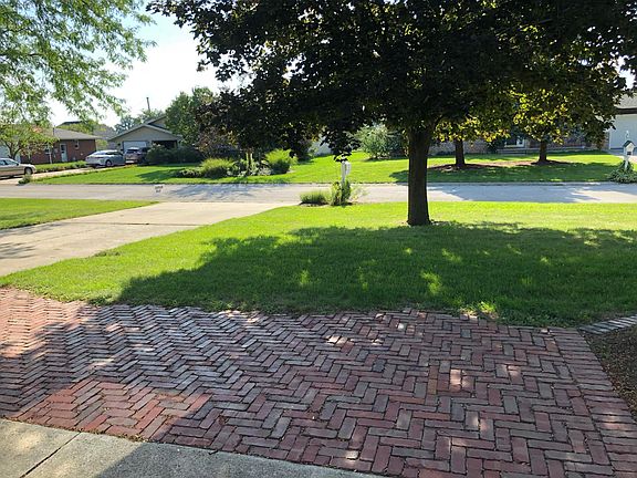 4th image of 1459 Red Bud Dr
