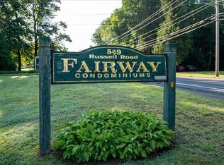 549 Russell Rd APT 12B, Westfield, MA 01085