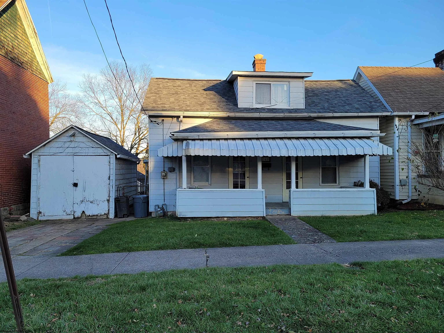 349 Green St photo 1