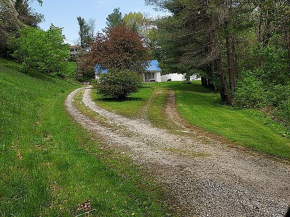 2nd image of 72 Woodmill Dr