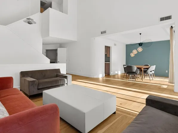 696 Palisades Dr, Pacific Palisades, CA 90272