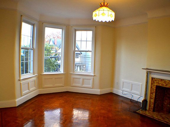 2nd image of 2624 14th St #2