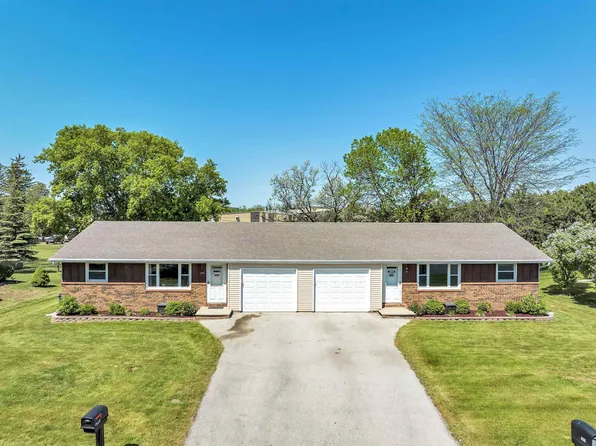 213 3rd St, Luxemburg, WI 54217