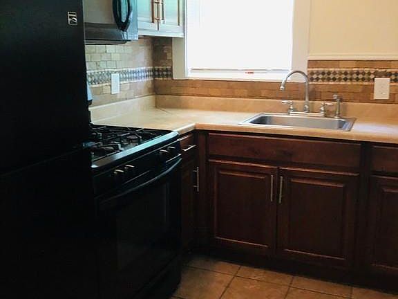 4th image of 56 Snell Ave #3
