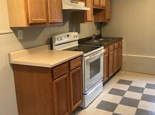 1061 Pleasant St #2, Palmer, MA 01069