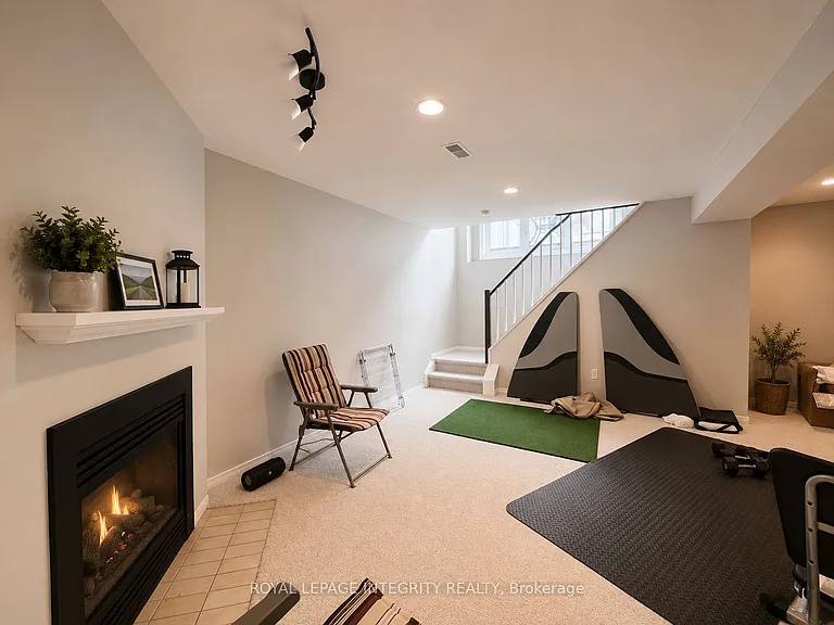 12 Kimbolton Cres — Photo 22