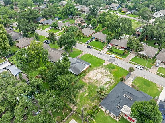 2nd image of 2023 Lamonte Ln