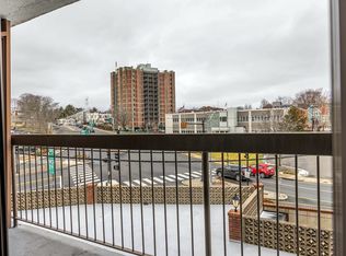 47 Mystic St APT 2D, Arlington, MA 02474